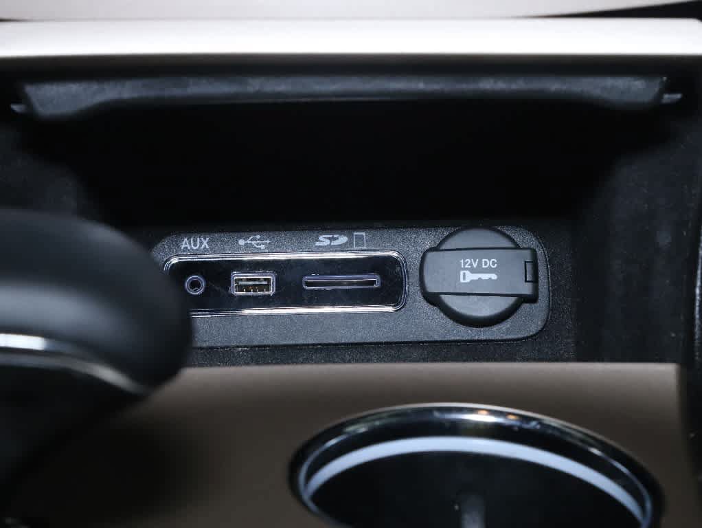 Used 2014 Jeep Grand Cherokee Altitude AWD/4WD image 27