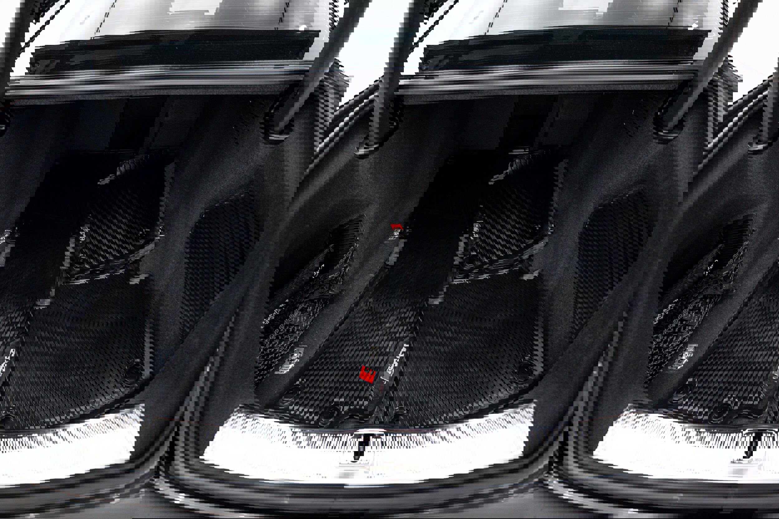 Certified 2023 Audi S8 w/ S8 Comfort Plus Package image 26