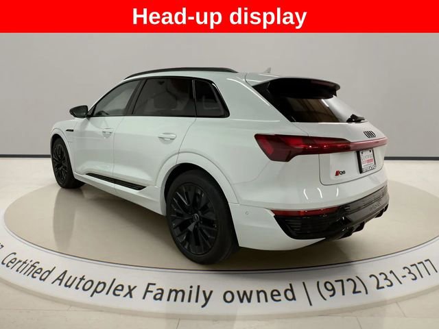Used 2024 Audi Q8 e-tron Prestige w/ Prestige Package AWD/4WD image 3