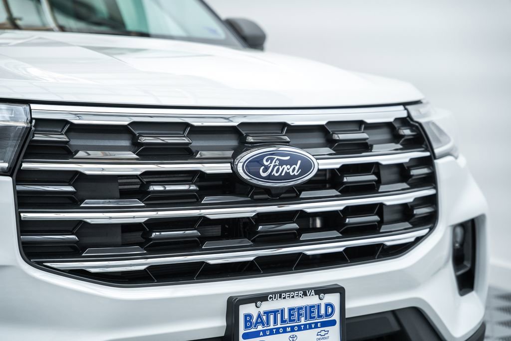 New 2026 Ford Explorer Active AWD/4WD image 14