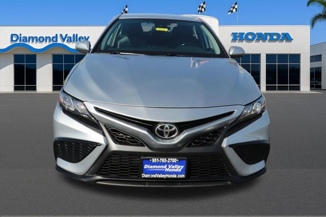 Used 2021 Toyota Camry SE FWD image 2