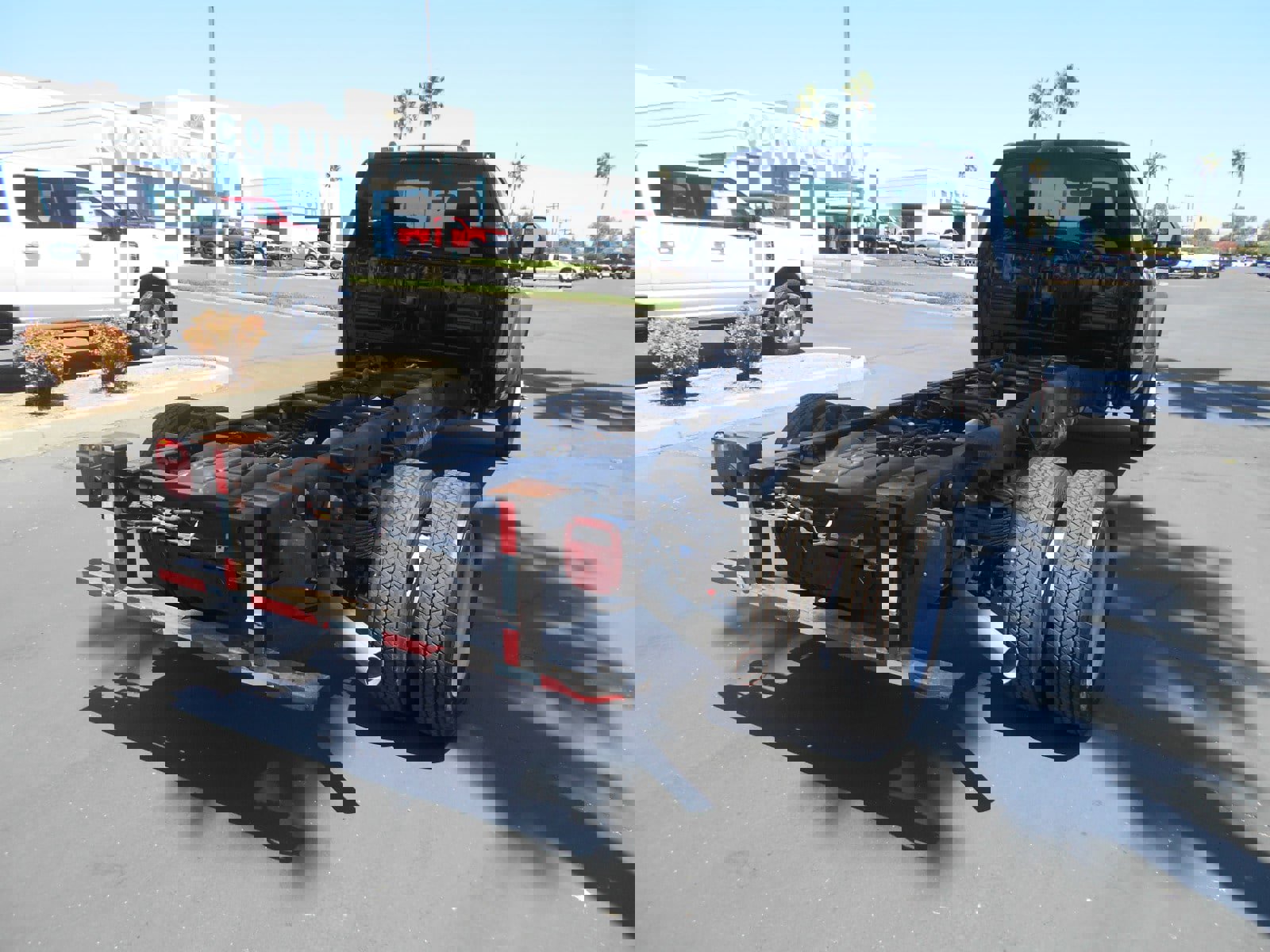 Used 2025 Ford F550 2WD Regular Cab Super Duty image 10