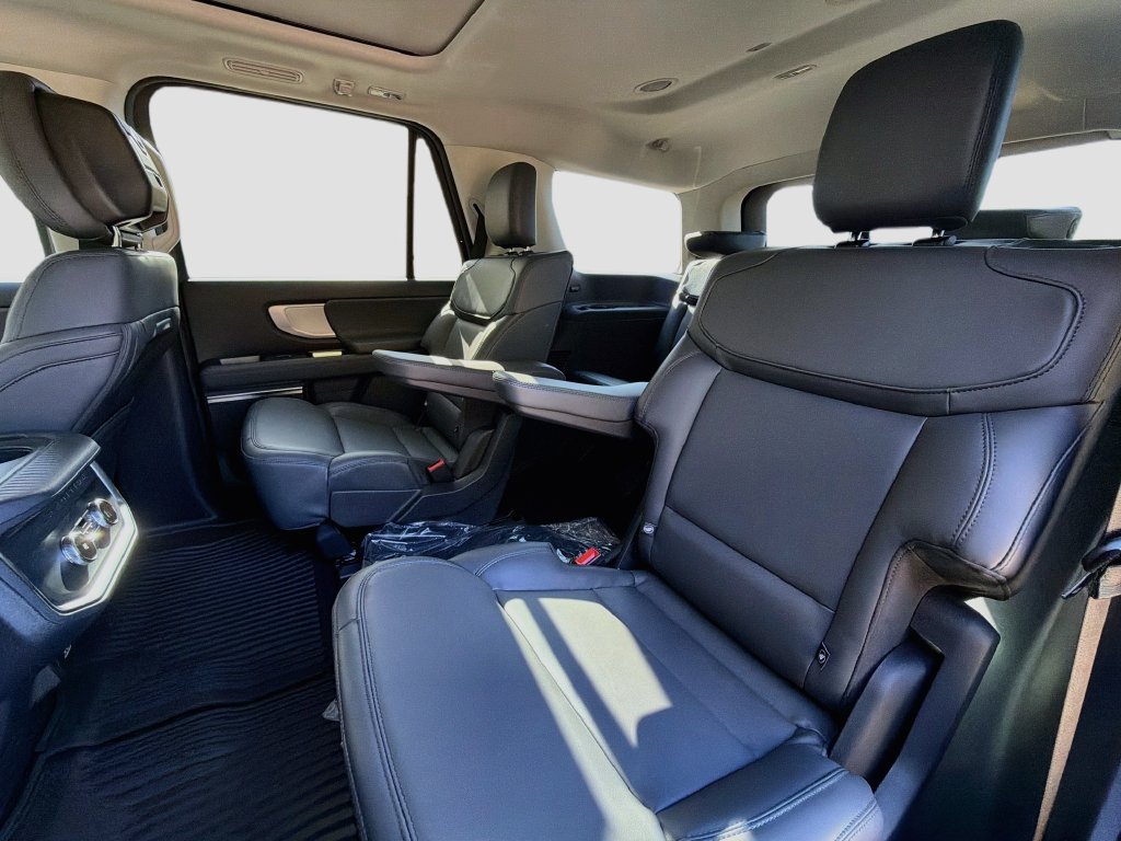 New 2027 Ford Expedition Active AWD/4WD image 27