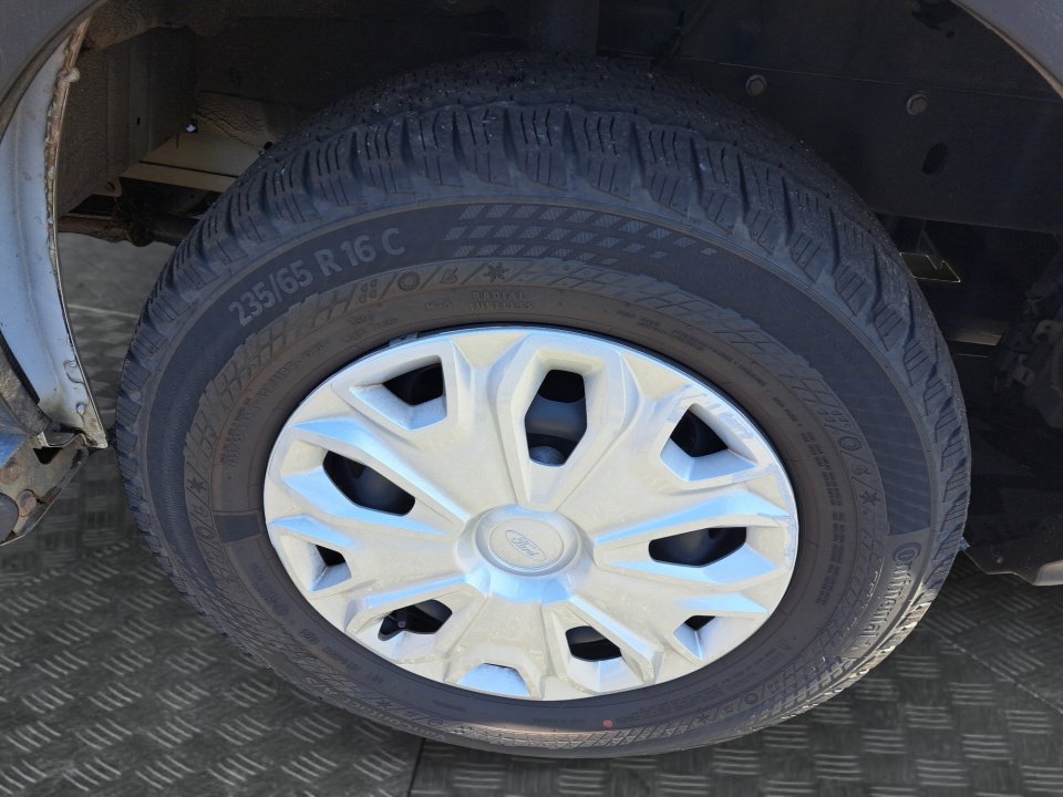 Used 2025 Ford Transit 250 Low Roof w/ Exterior Upgrade Package RWD image 20
