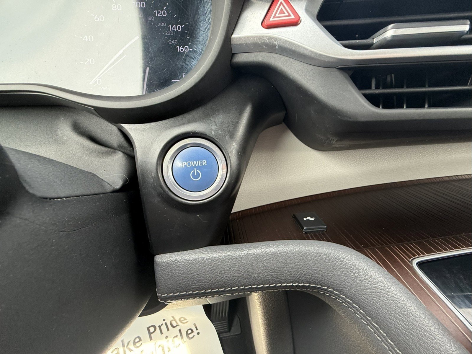 Used 2022 Toyota Sienna LE image 17