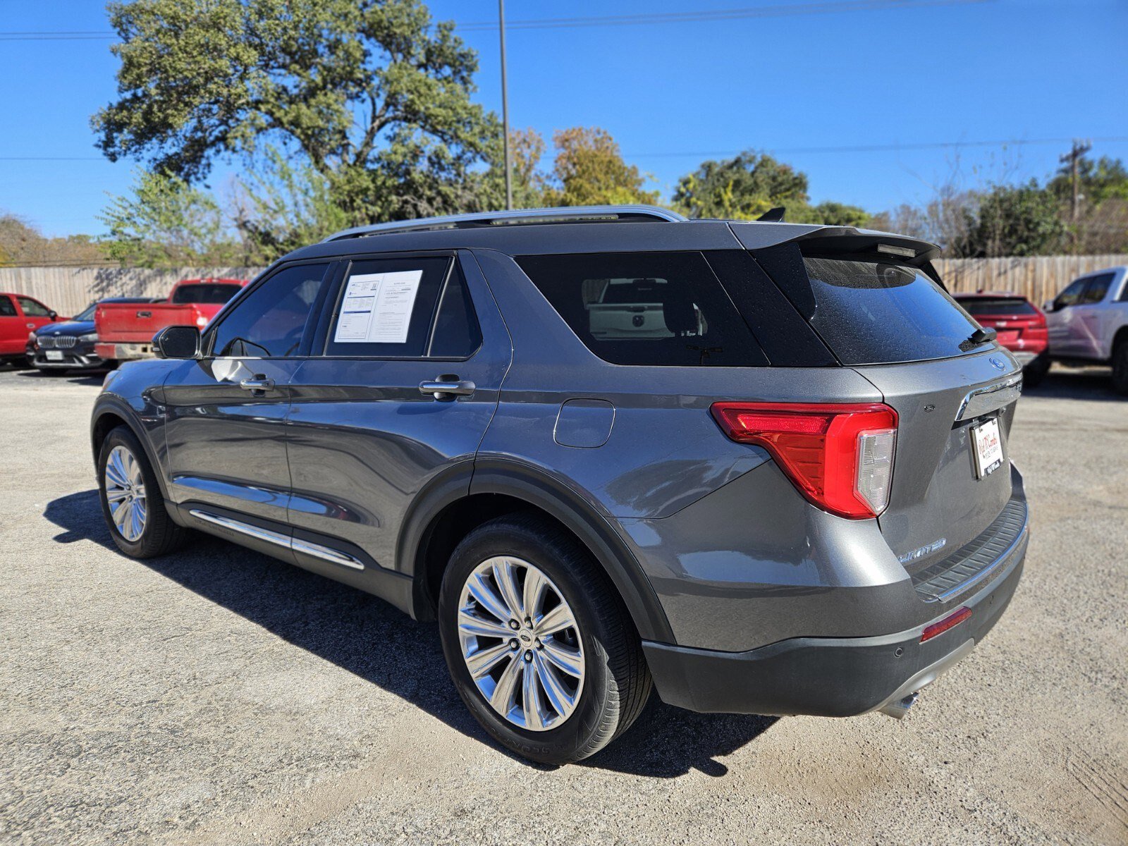 Certified 2022 Ford Explorer Limited w/ Limited Technology Package image 6