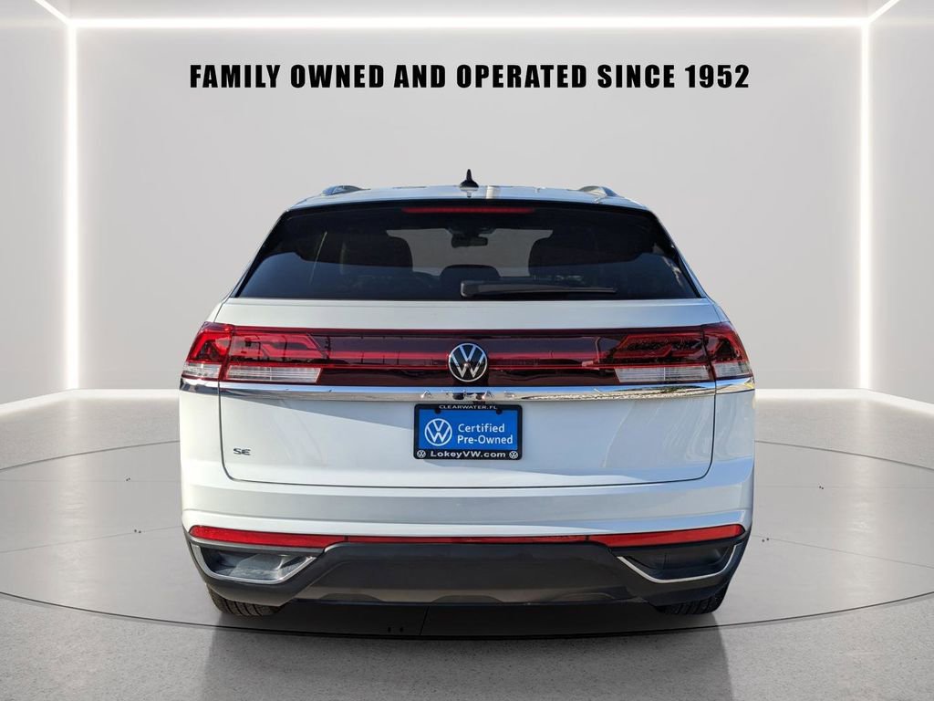 Certified 2025 Volkswagen Atlas Cross Sport SE FWD image 6