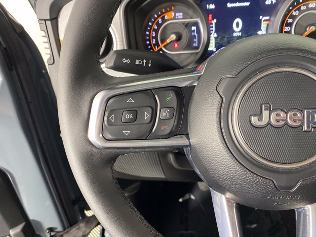 Used 2026 Jeep Wrangler Unlimited Sahara AWD/4WD image 24