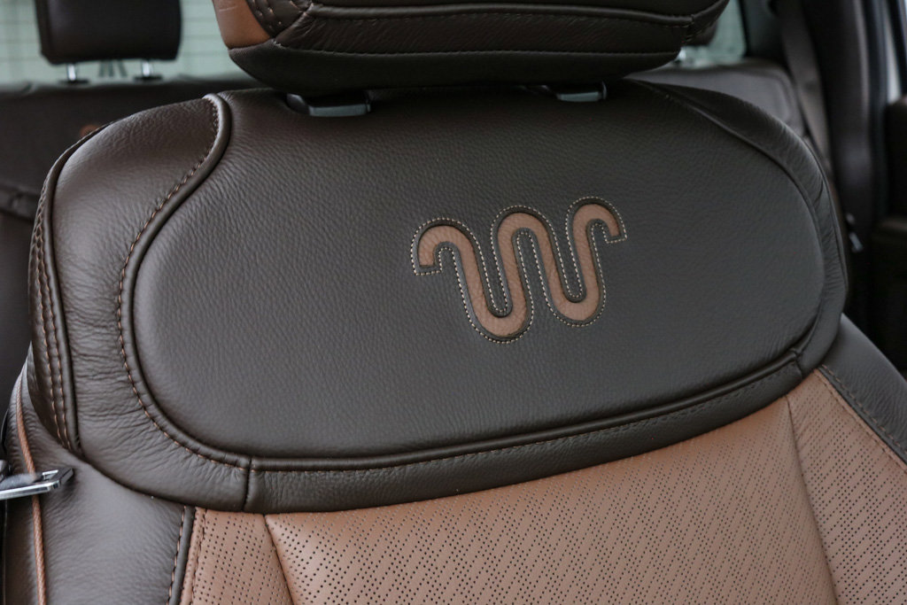 New 2026 Ford F350 King Ranch w/ Chrome Package image 31