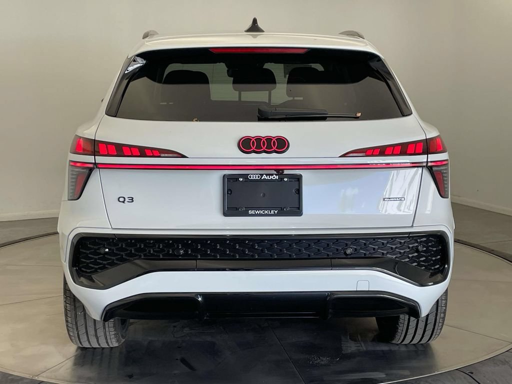 New 2026 Audi Q3 quattro 2.0T AWD/4WD image 6
