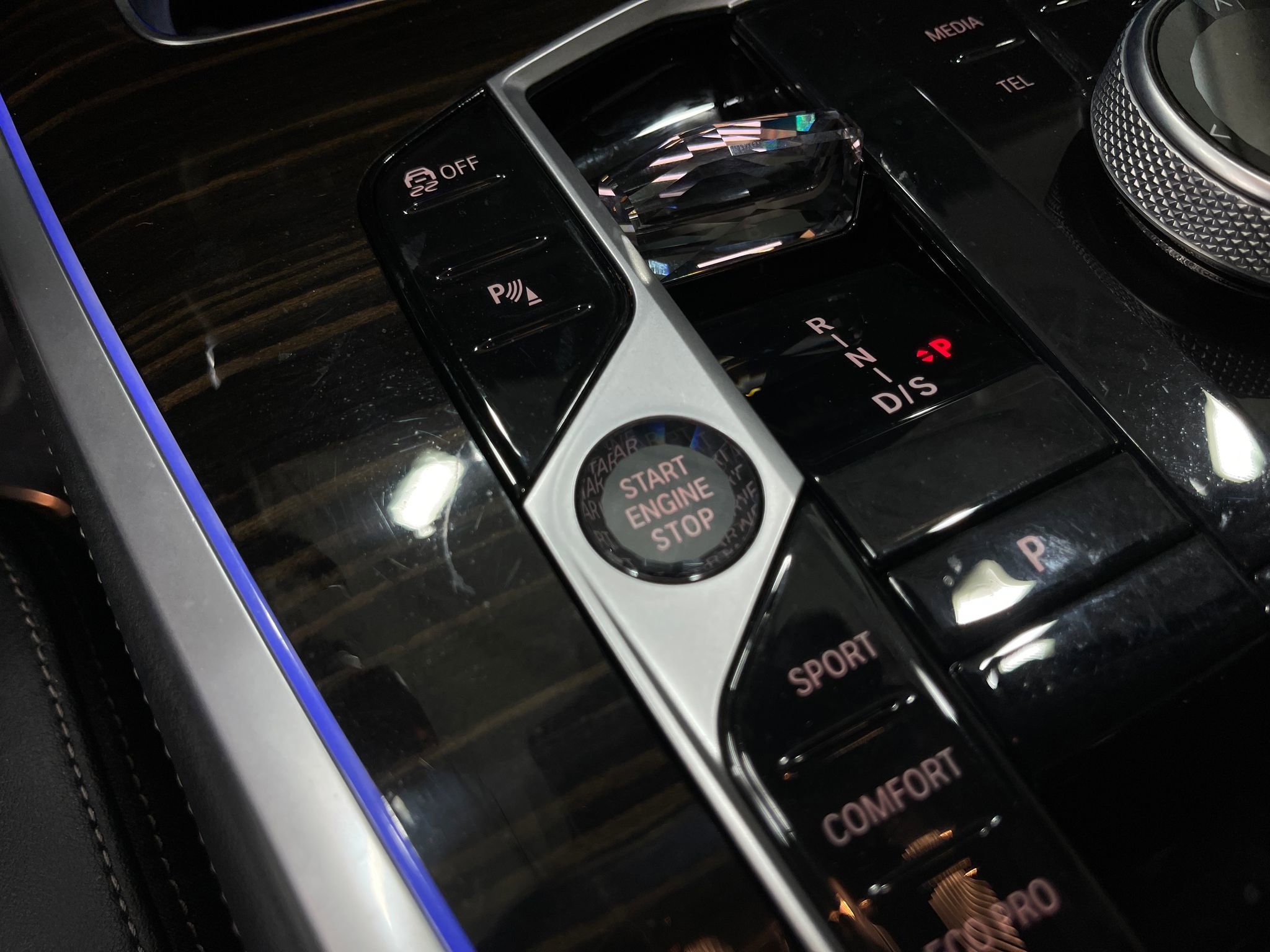 Used 2023 BMW X7 xDrive40i w/ Parking Assistance Package image 20