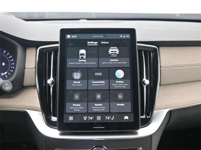 New 2026 Volvo XC90 B6 Ultra w/ Protection Package Premier image 16