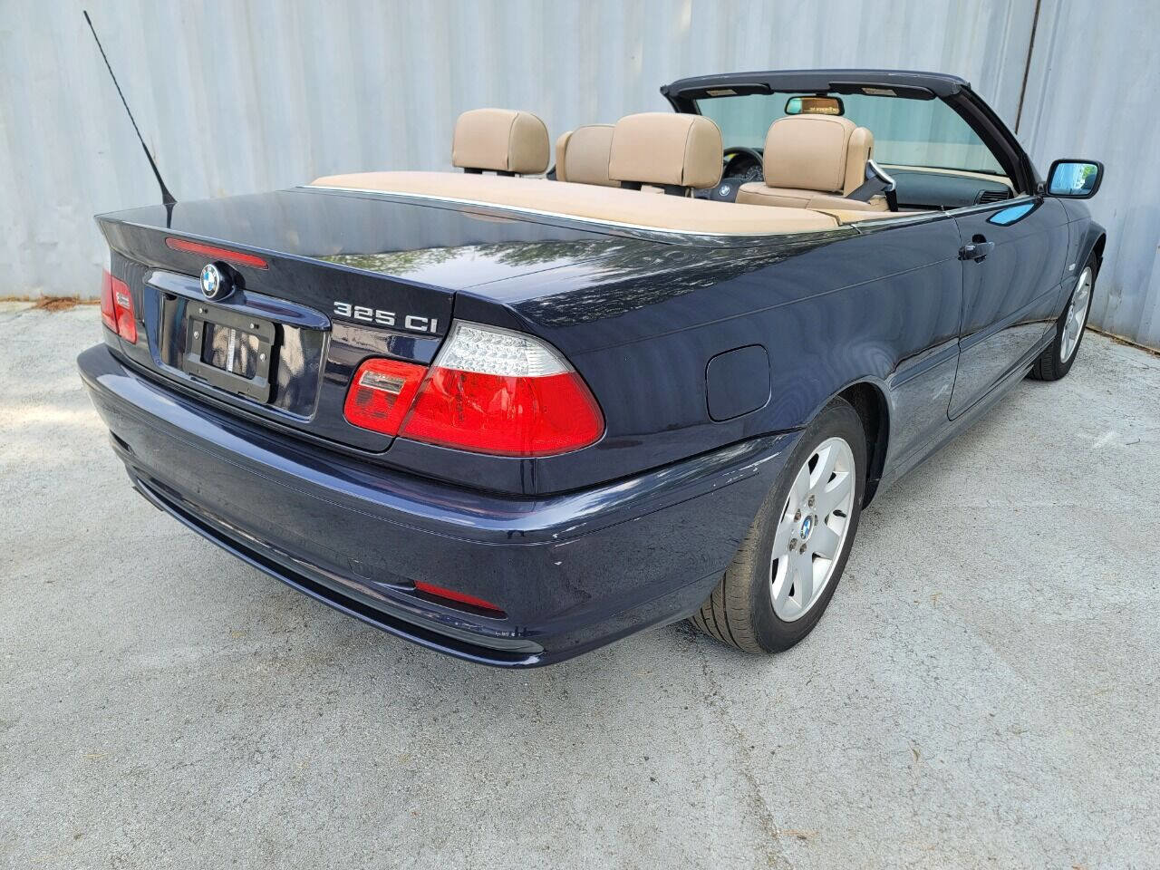 Used 2001 BMW 325Ci Convertible RWD image 10