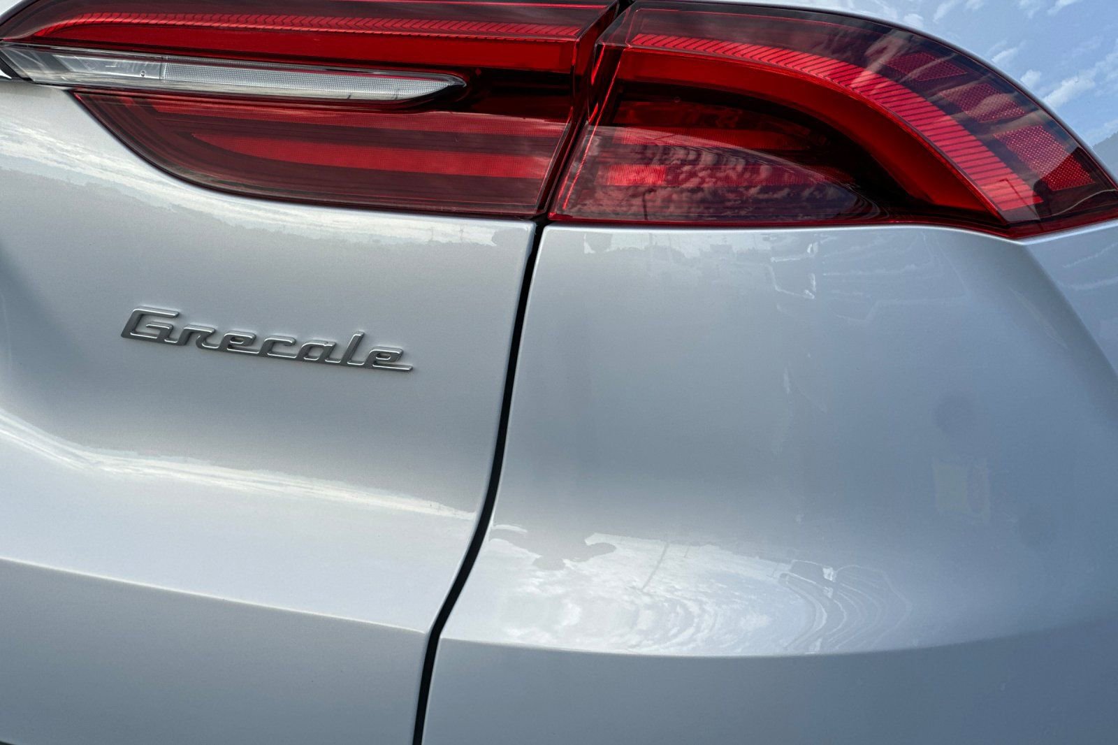 Used 2024 Maserati Grecale GT image 36