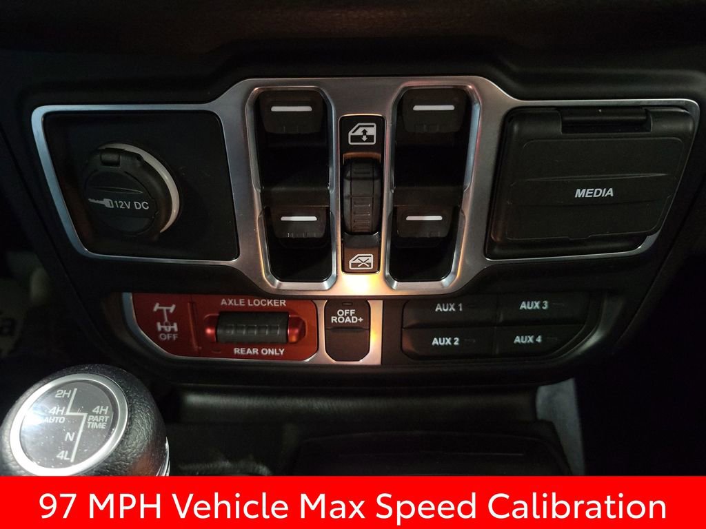 Used 2024 Jeep Wrangler Unlimited image 17