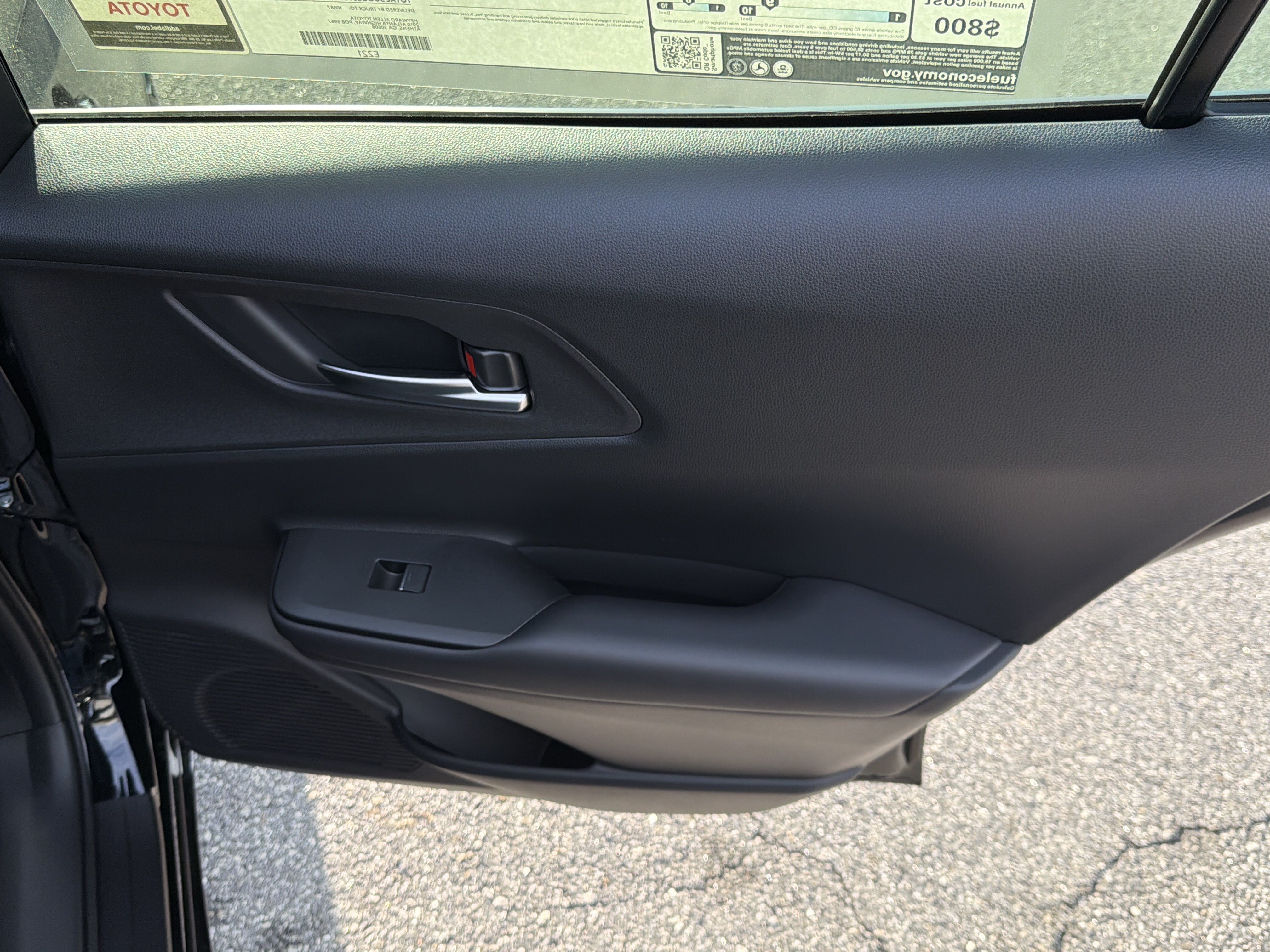 New 2026 Toyota Prius Plug-In Hybrid FWD image 25
