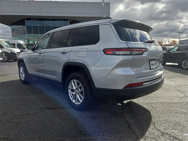 Used 2024 Jeep Grand Cherokee L Laredo w/ Luxury Tech Group I image 28