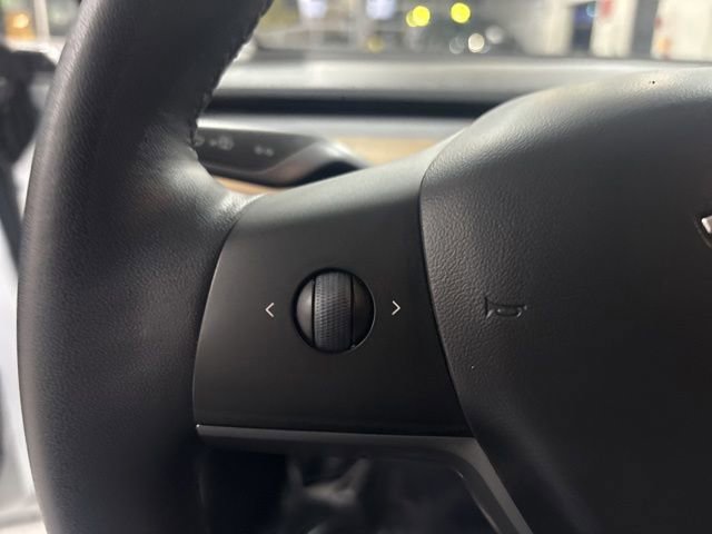 Used 2020 Tesla Model 3 Long Range AWD/4WD image 16