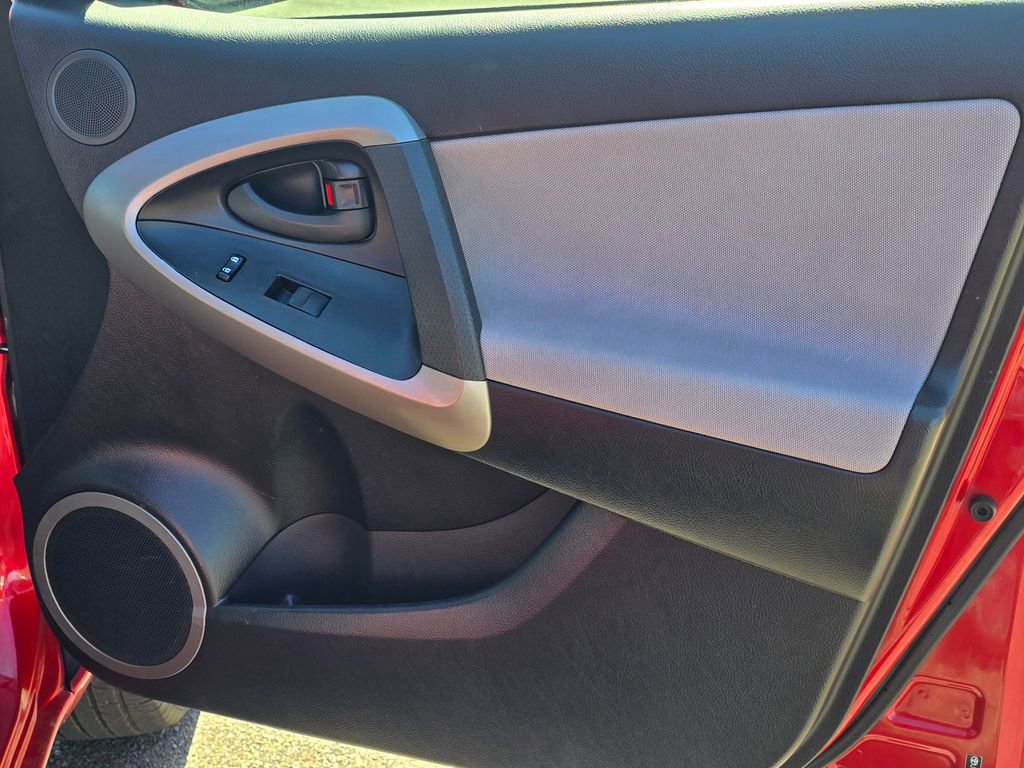 Used 2008 Toyota RAV4 2WD image 19