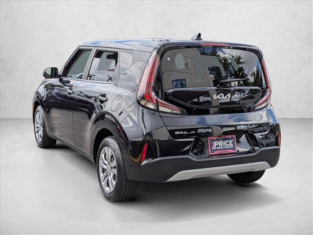 Used 2023 Kia Soul LX FWD image 7