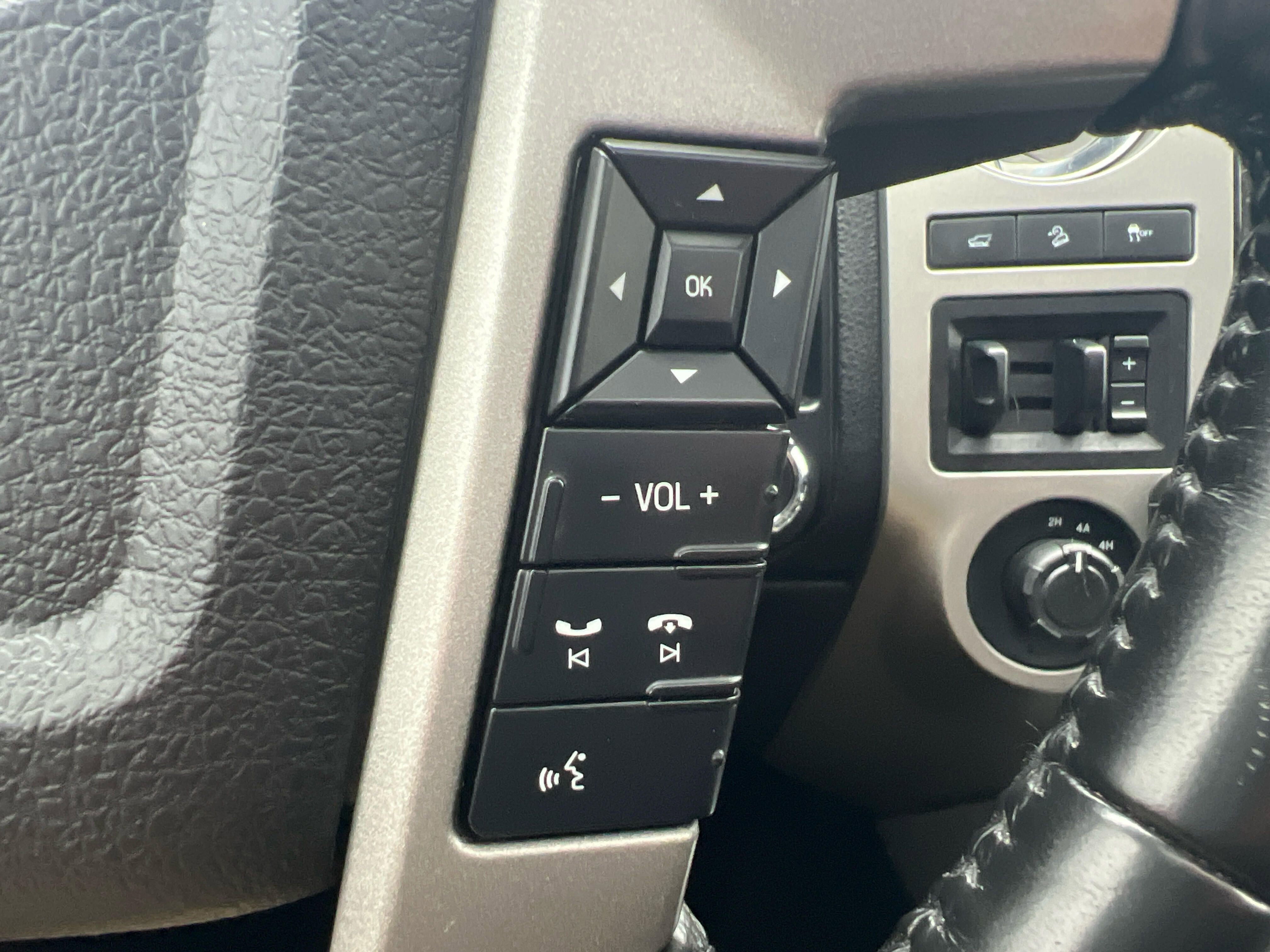 Used 2016 Ford Expedition EL Limited image 23