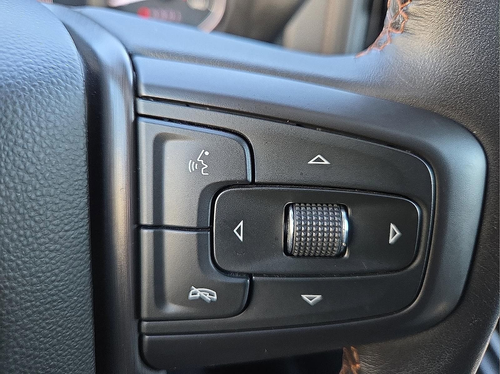 Used 2022 GMC Sierra 1500 AT4 w/ AT4 Premium Package image 18