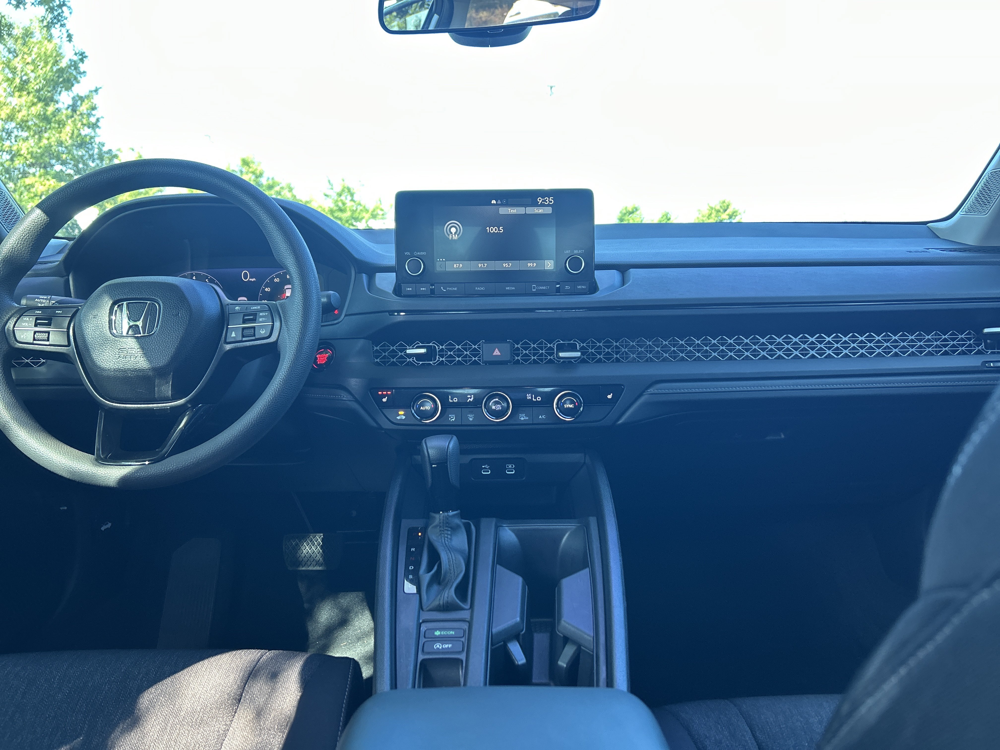 Used 2025 Honda Accord SE image 29