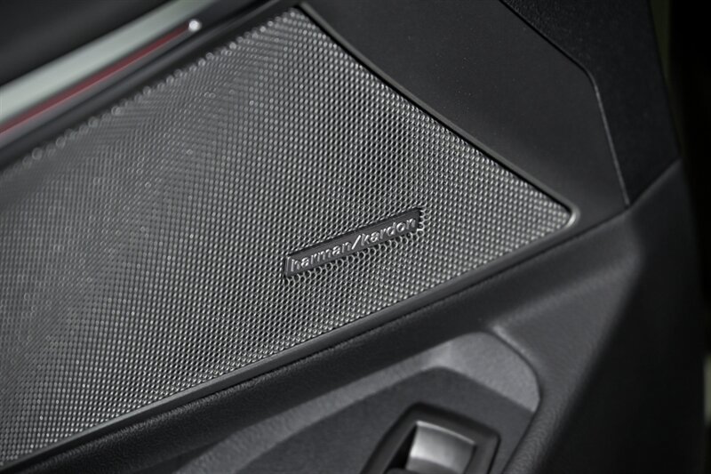 Used 2025 BMW M3 Competition AWD/4WD image 15