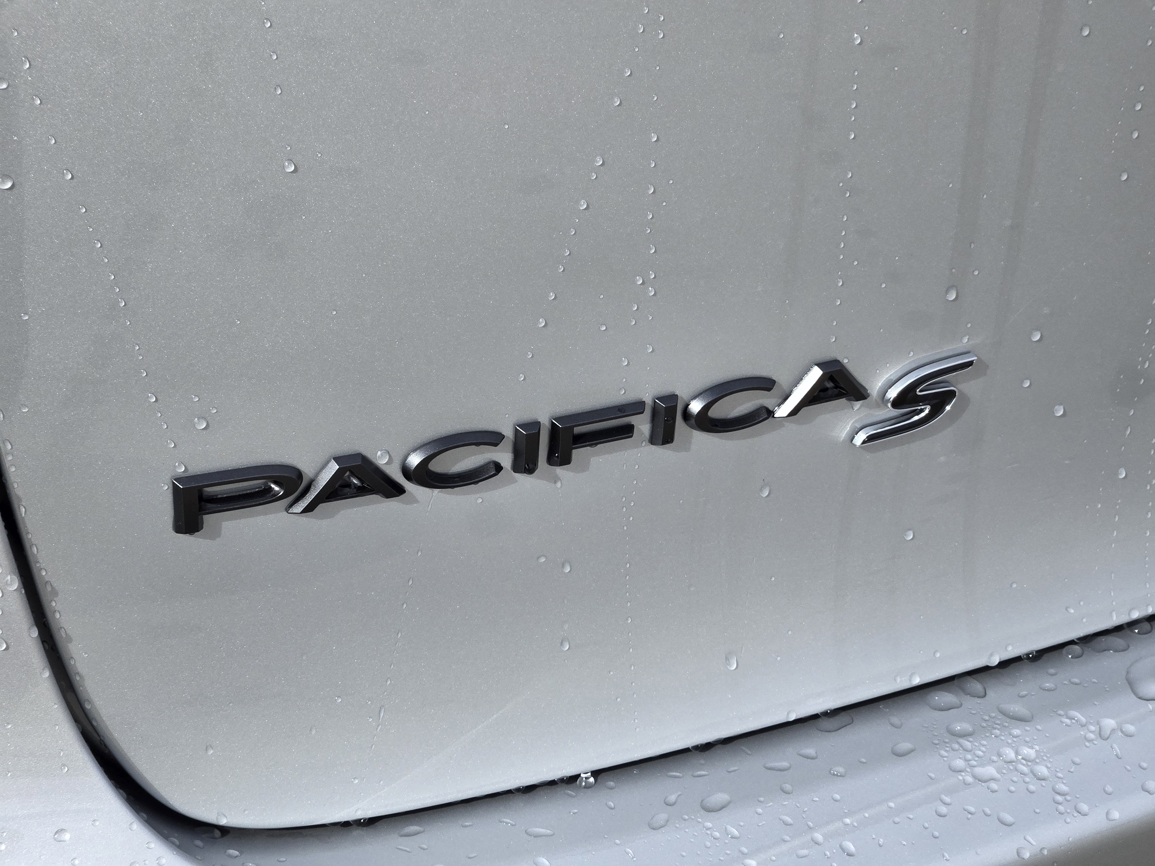 New 2026 Chrysler Pacifica Select image 5