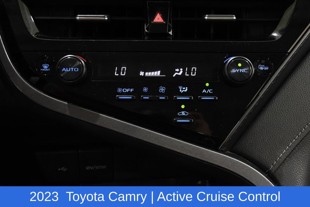 Used 2023 Toyota Camry SE FWD image 18