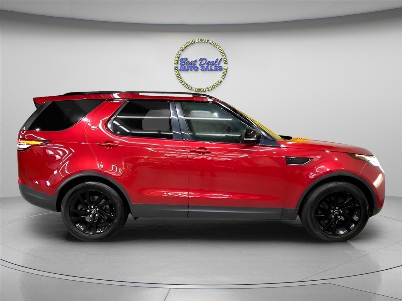 Used 2017 Land Rover Discovery SE AWD/4WD image 7