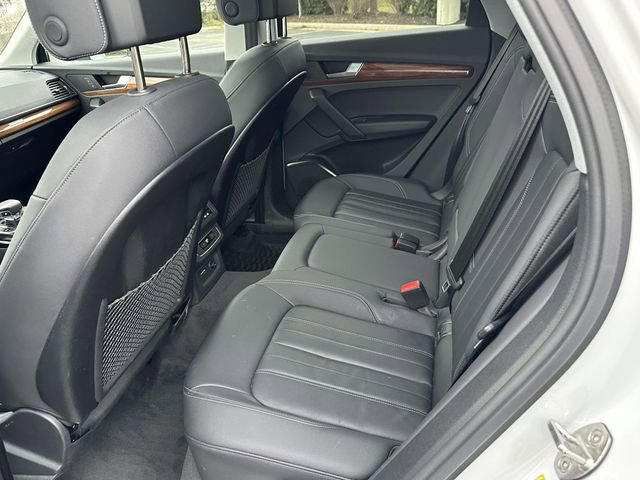 Used 2023 Audi Q5 2.0T Premium w/ Convenience Package image 14