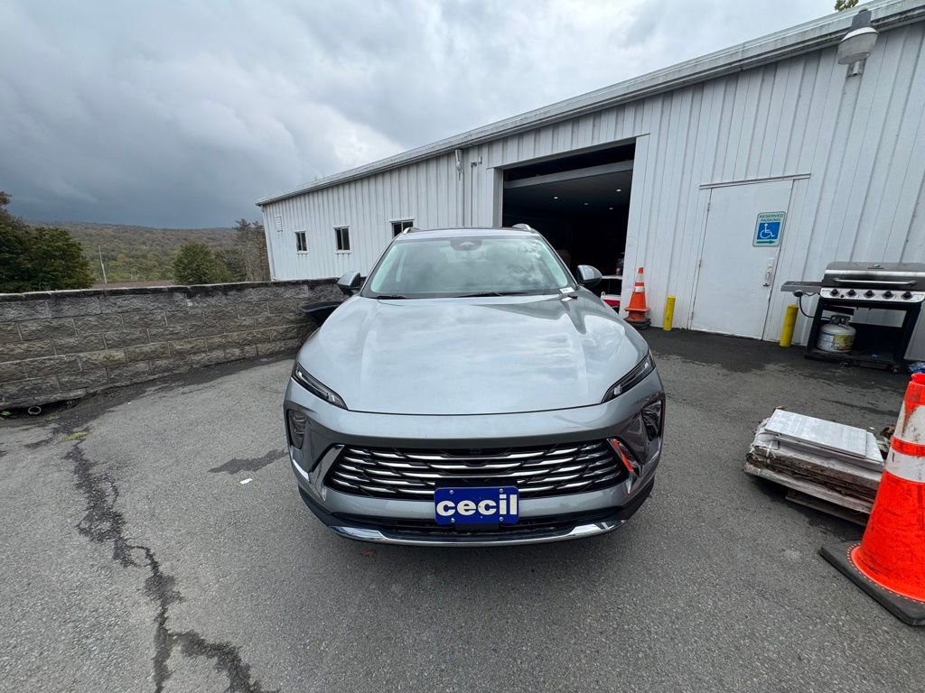 Used 2025 Buick Envision Preferred image 8