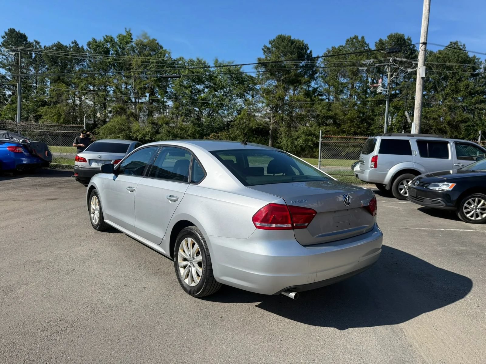 Used 2013 Volkswagen Passat 2.5 S FWD image 3