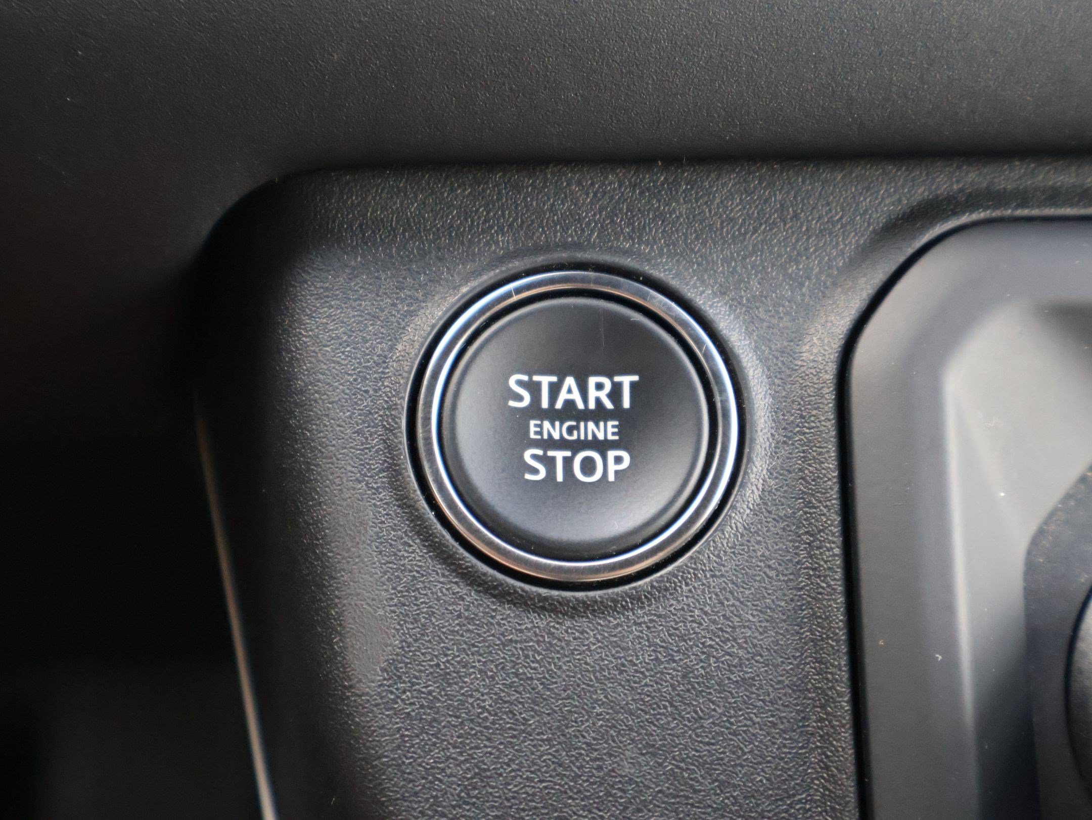 Used 2025 Land Rover Defender 110 S AWD/4WD image 23