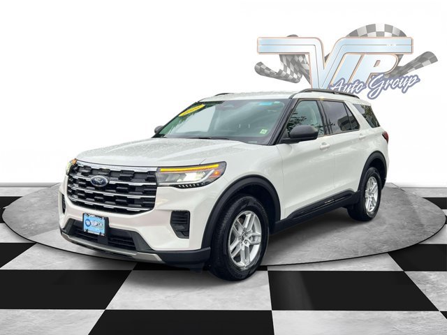 Used 2026 Ford Explorer Active AWD/4WD image 4