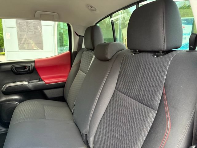 Used 2022 Toyota Tacoma SR5 RWD image 25