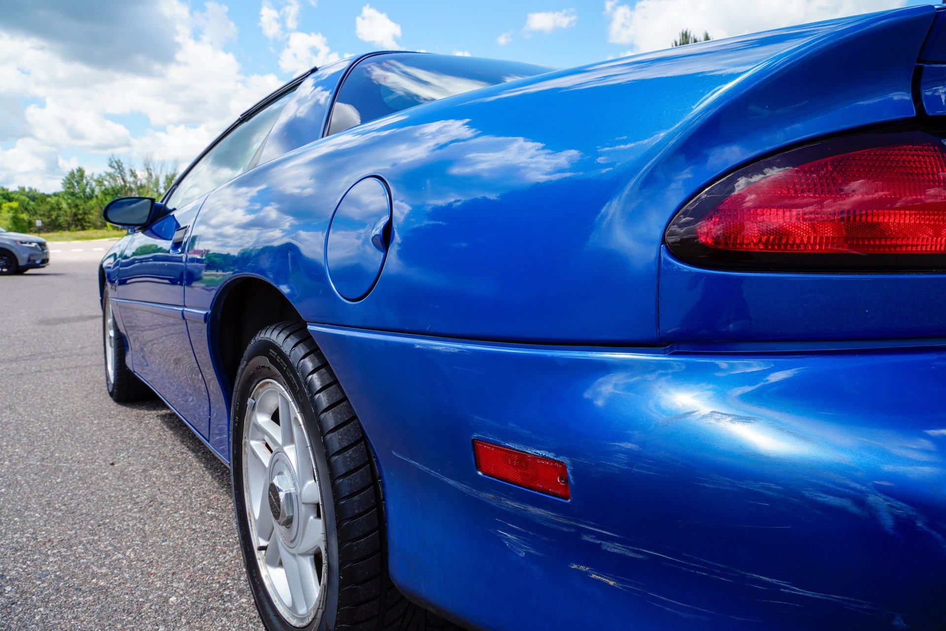 Used 1996 Chevrolet Camaro Z28 RWD image 39