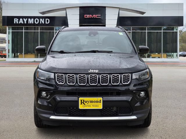 Used 2025 Jeep Compass Limited AWD/4WD image 2