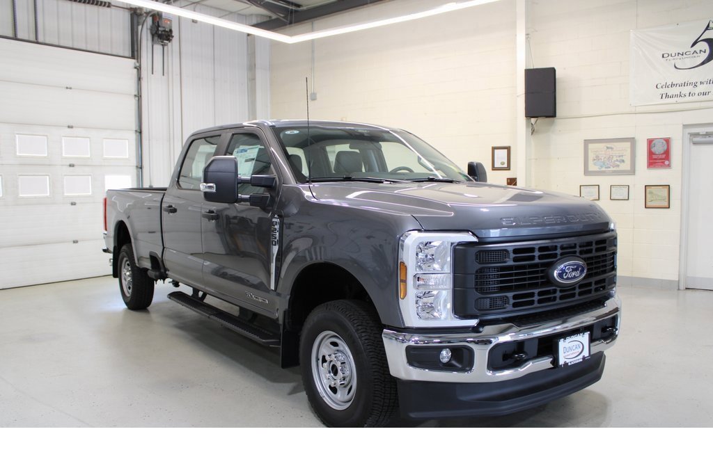 New 2025 Ford F250 XL image 1