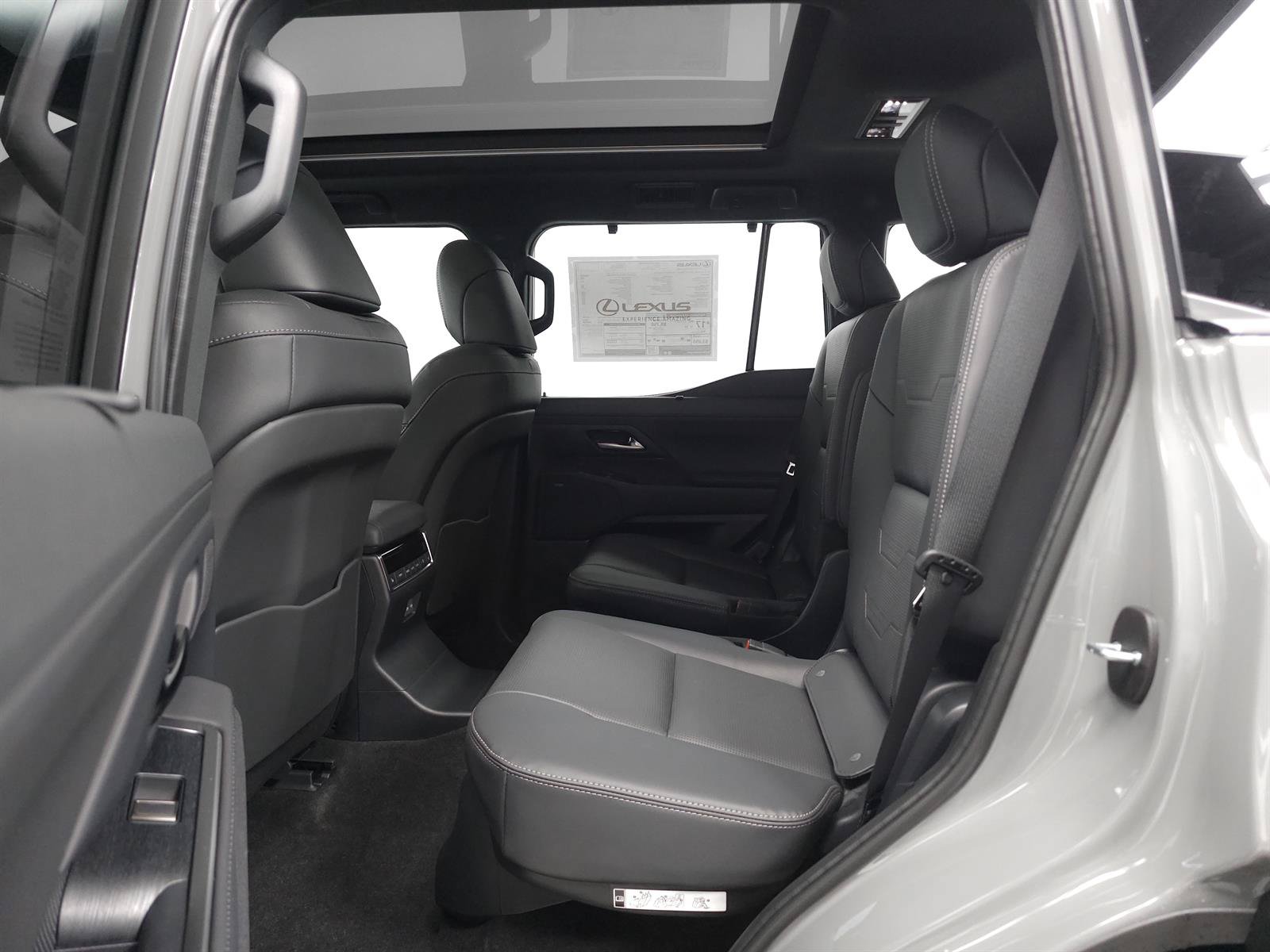 New 2026 Lexus GX 550 w/ Accessory Package (2T) AWD/4WD image 7