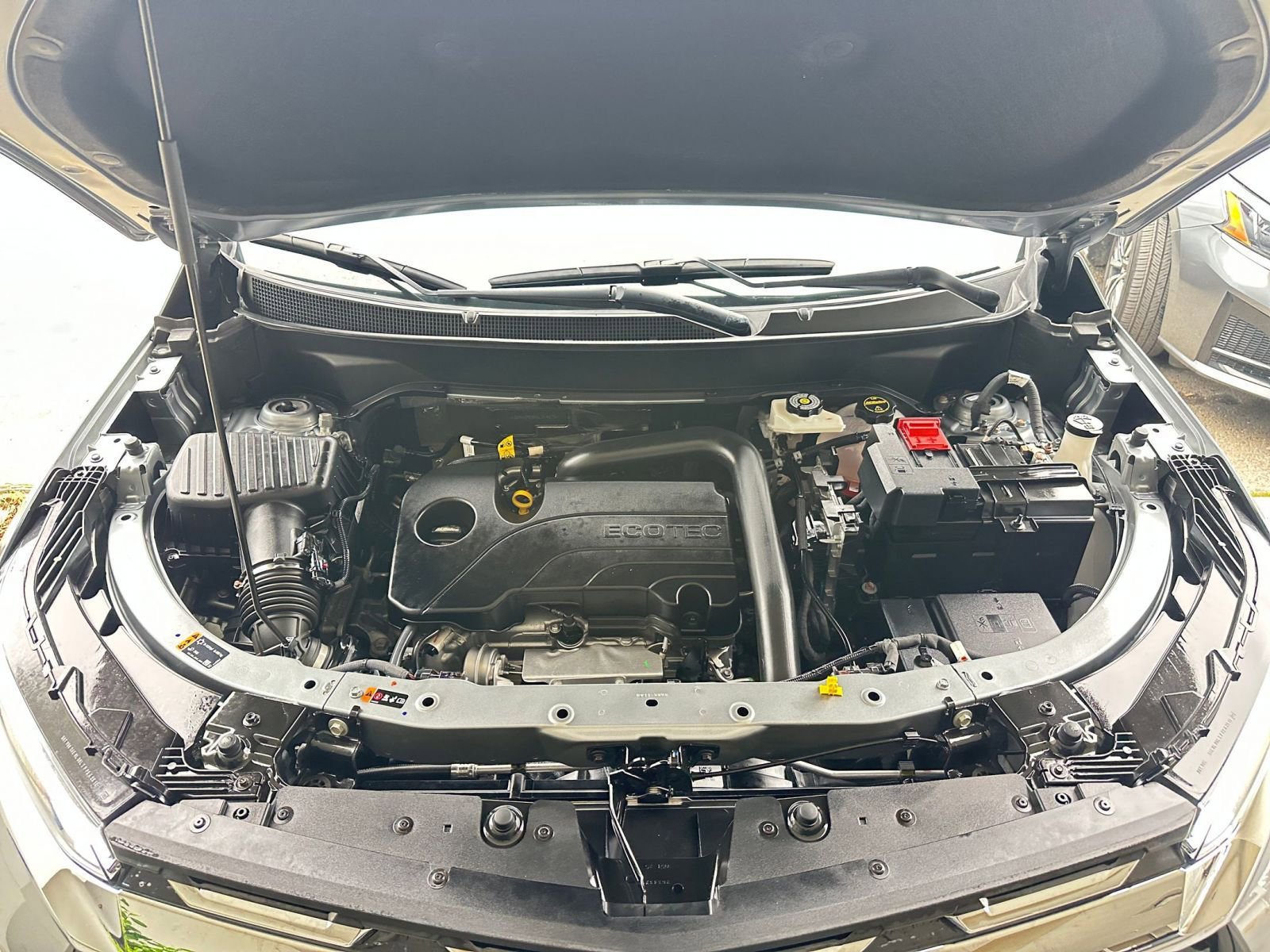 Used 2025 Chevrolet Equinox LT image 33