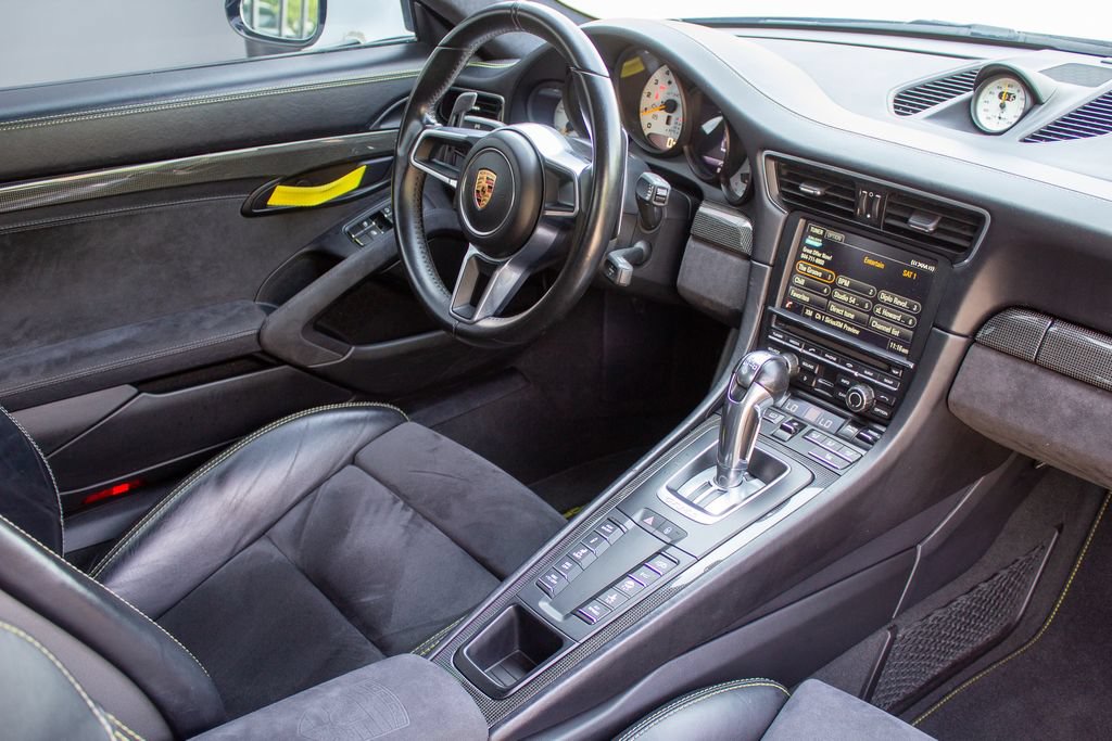 Used 2016 Porsche 911 GT3 RS RWD image 13