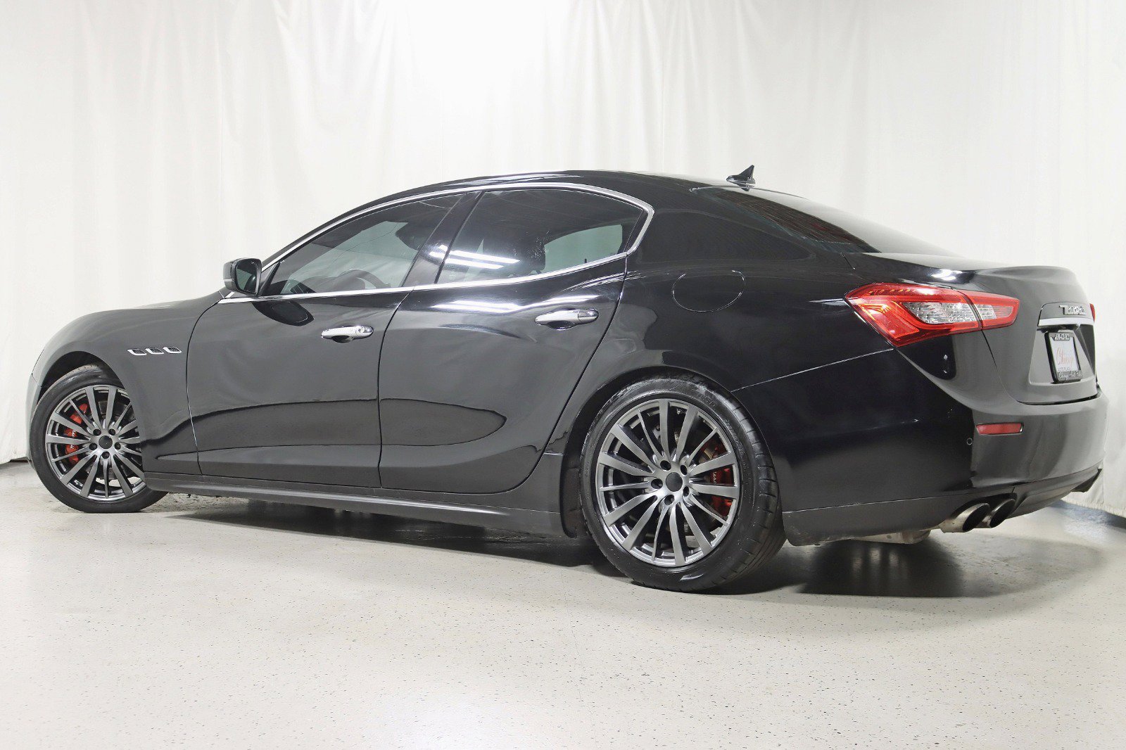 Used 2017 Maserati Ghibli S Q4 AWD/4WD image 9