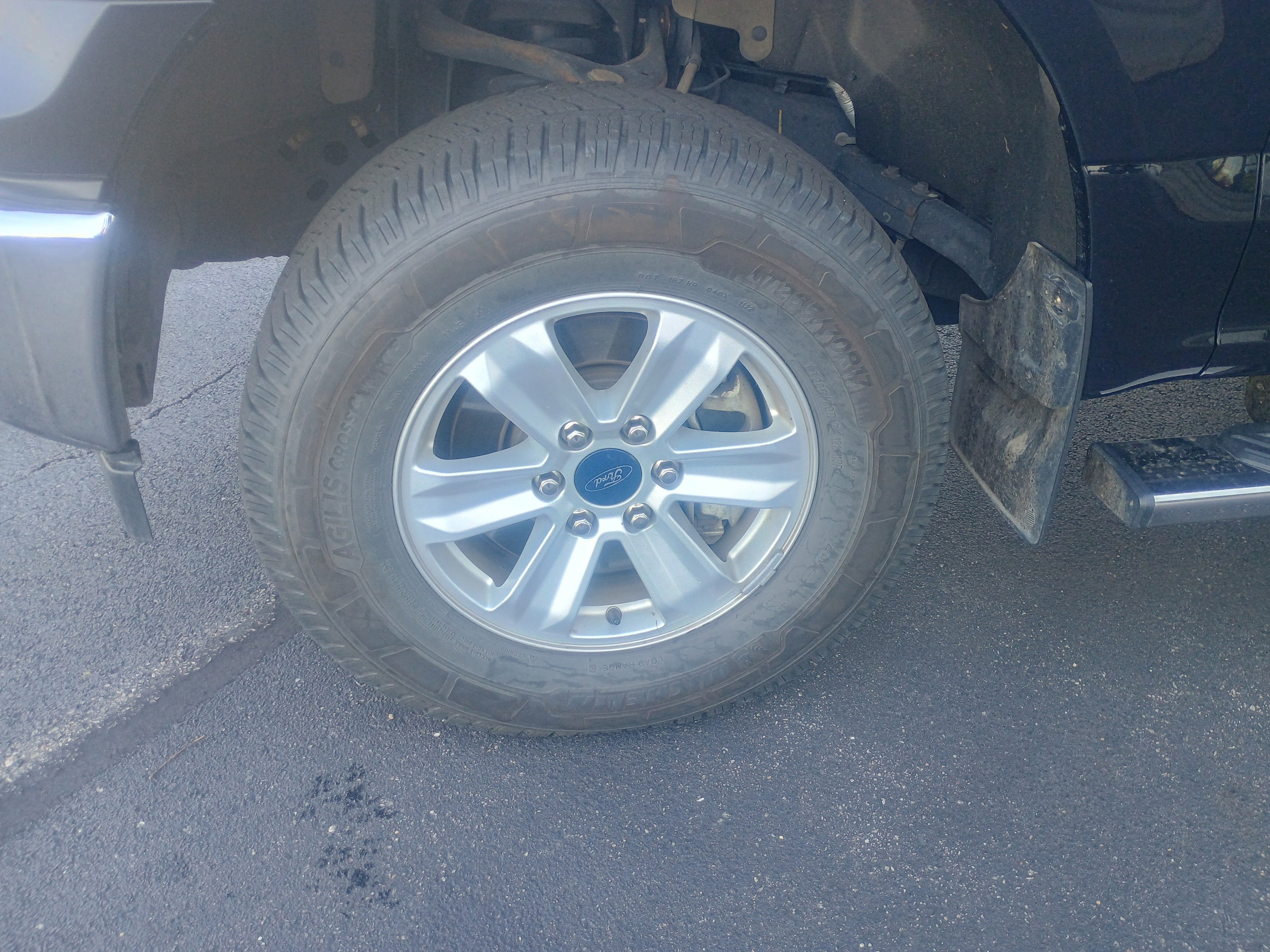 Used 2017 Ford F150 XLT image 4