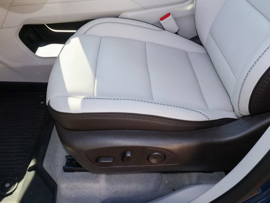 New 2026 GMC Acadia Denali w/ Super Cruise Package AWD/4WD image 9