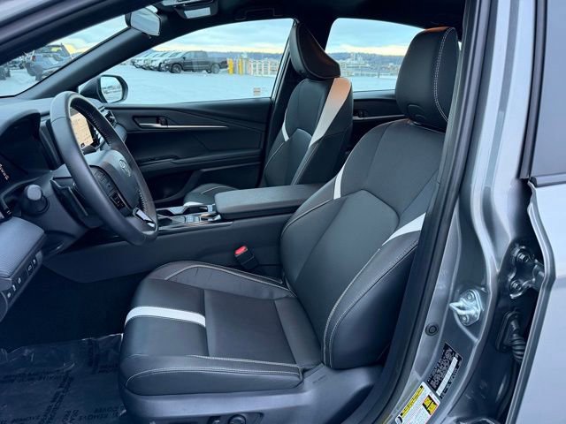 Certified 2025 Toyota Camry SE image 13