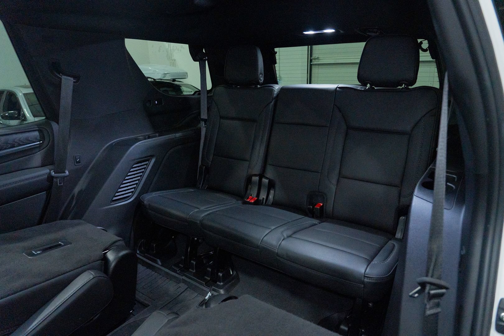 Used 2024 GMC Yukon Denali AWD/4WD image 33