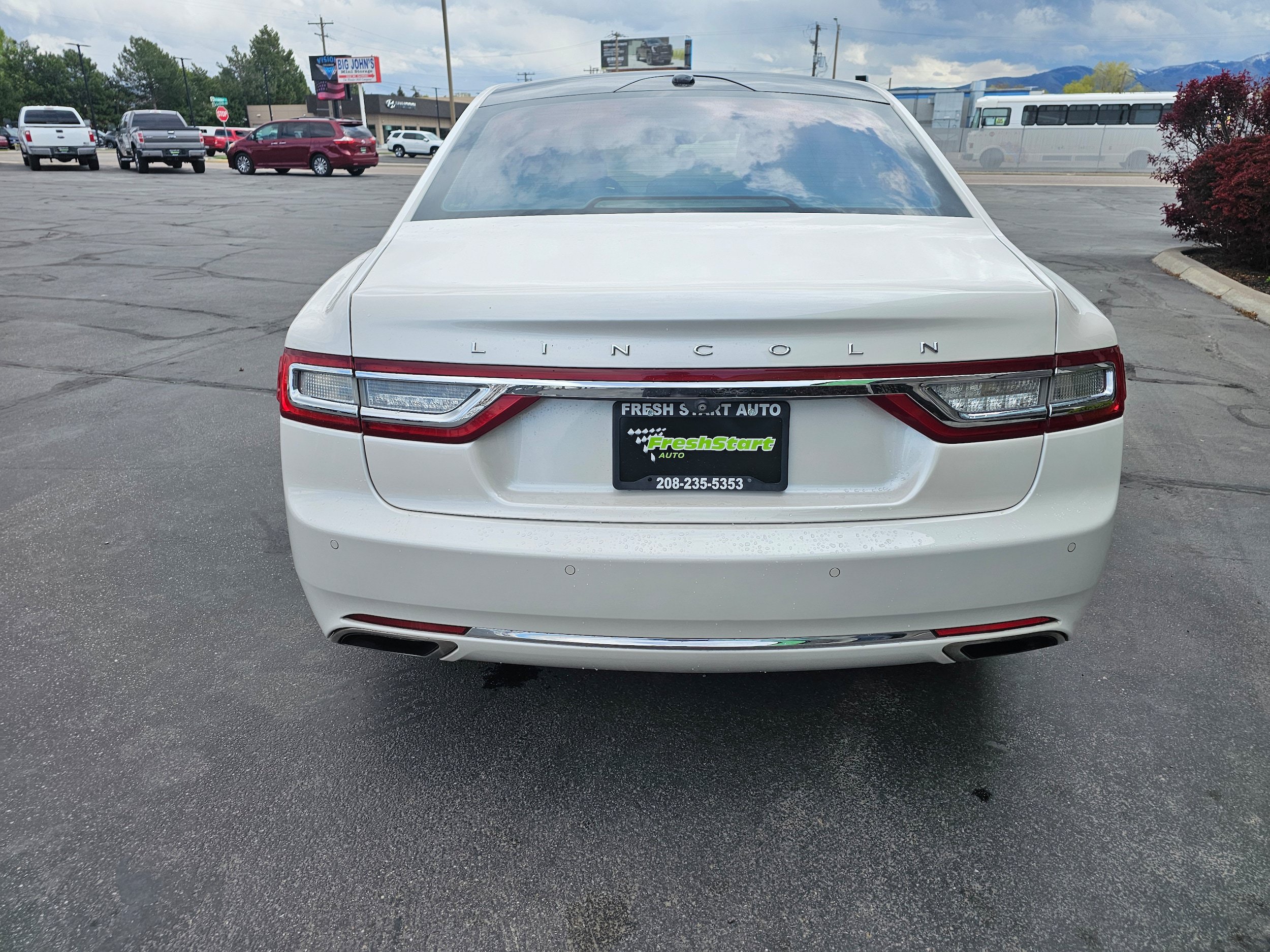 Used 2017 Lincoln Continental Select FWD image 7