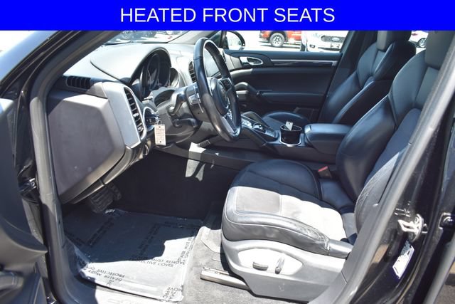 Used 2017 Porsche Cayenne Platinum Edition AWD/4WD image 4